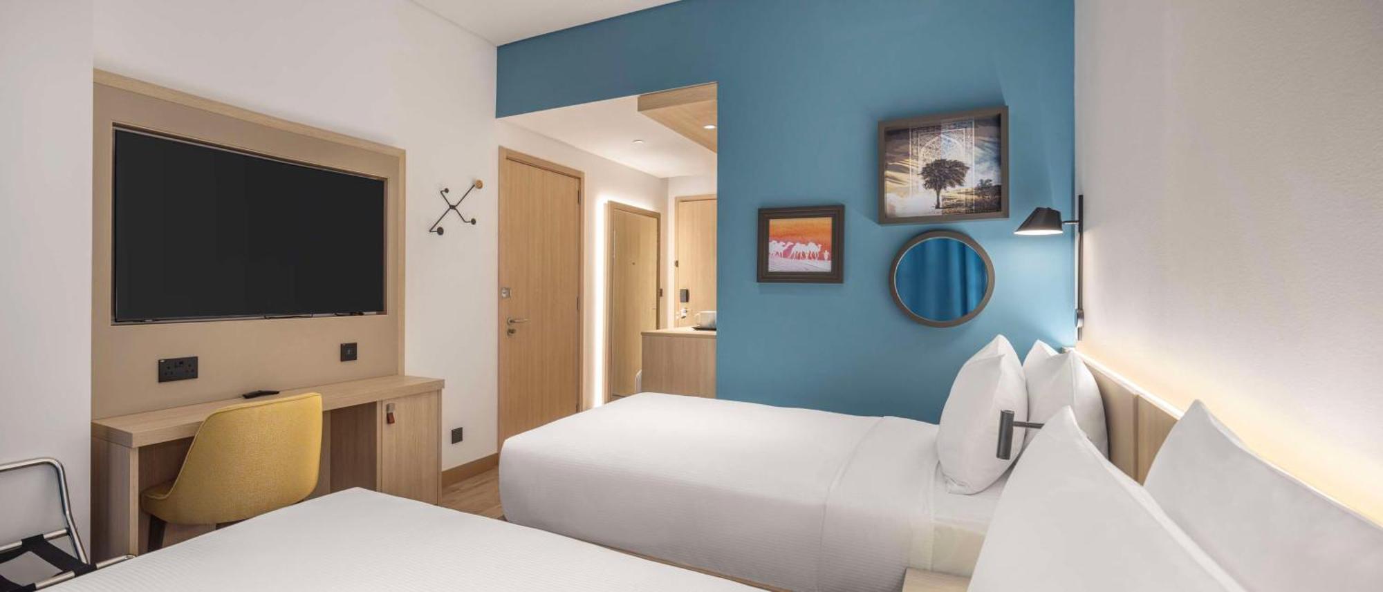 Отель Hampton By Hilton Kuwait Salmiya Кувейт Экстерьер фото