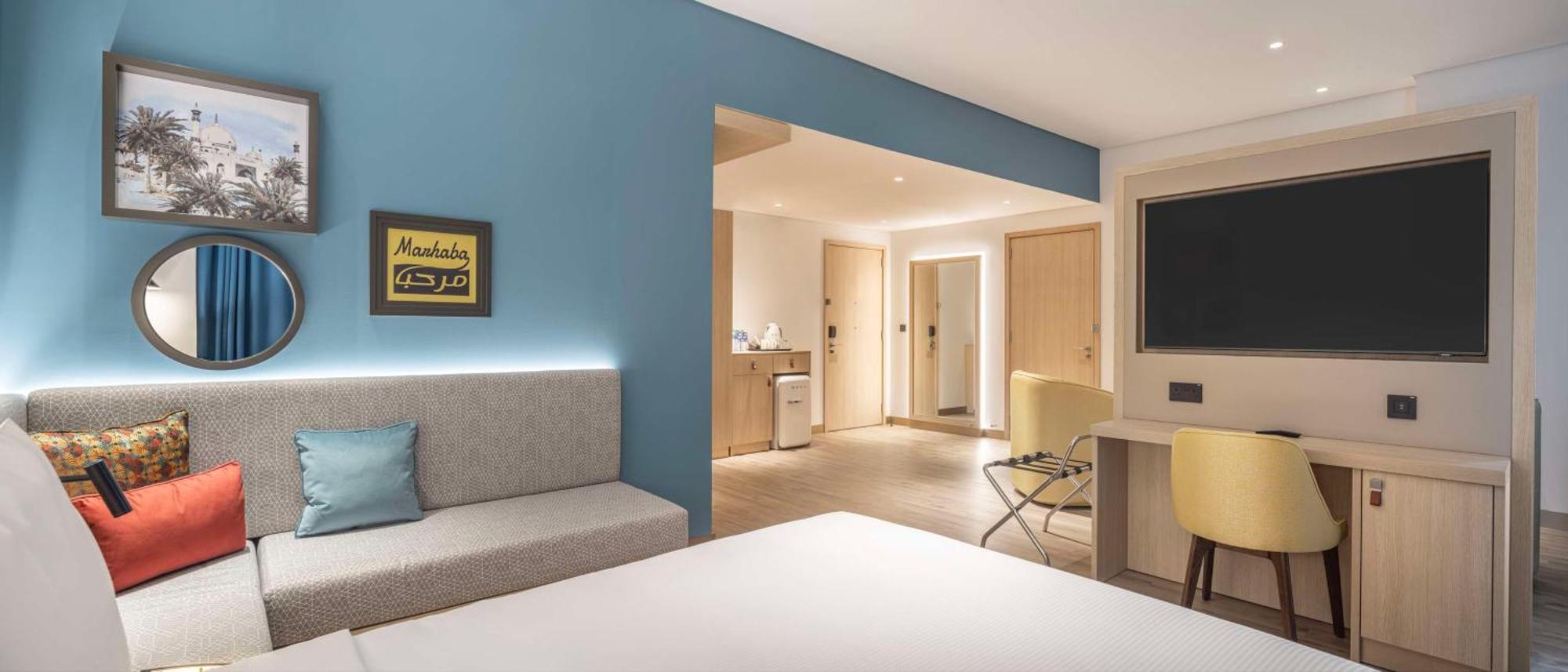 Отель Hampton By Hilton Kuwait Salmiya Кувейт Экстерьер фото